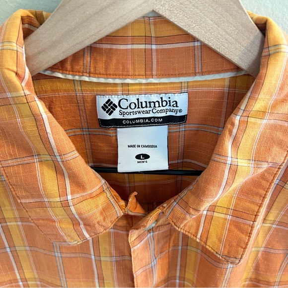 Columbia Short Sleeve Button Down Shirt Mens Size Large Orange Plaid Cotton Top - Picture 3 of 7